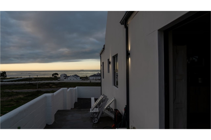 5 Bedroom Property for Sale in Da Gama Bay Western Cape